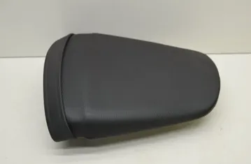 SUZUKI GSX-R Rear seat saddle bench 25716757