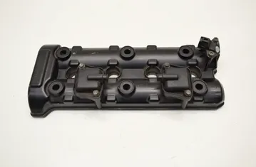 SUZUKI GSX-R Engine cylinder head valve cover 32808262