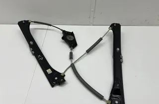 SKODA Superb 1 generation (2001-2008) Стеклоподъемник задней левой двери 3V0837461A 33553956