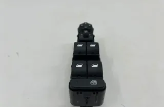 FIAT Seicento 1 generation (1998-2010) Vypínač pravého predného dverového okna 98421760ZD 33657030