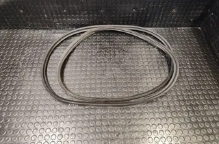 NISSAN Murano Z51 (2008-2015) Gumené tesnenie krytu batožinového priestoru 33173197