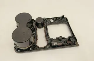 VOLKSWAGEN Touareg 2 generation (2010-2018) Пластиковая отделка переключения передач 7P1863216 33175055