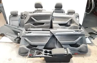 VOLKSWAGEN Passat B8 (2014-2023) Interiérové sedadlá s kitom dverí 20318831