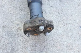 BMW 4 Series F32/F33/F36 (2013-2020) Kardanová hriadeľ 8605231 33196291