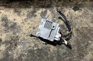 TOYOTA Yaris 2 generation (2005-2012) Ovládacia jednotka posilňovača riadenia 89650-00110 34067702