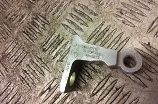 SKODA Yeti 1 generation (2009-2018) Ostatné časti karosérie 8K0831402A 33219365