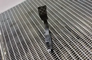 AUDI A6 C6/4F (2004-2011) Педаль газа 8K1723523A 33401307