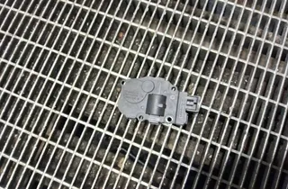 BMW 3 Series F30/F31 (2011-2020) Interior Heater Flap Motor Actuator T946104A 33401936