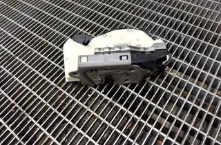 SEAT Leon 3 generation (2012-2020) Zámok pravých zadných dverí 5K4839016AG 33402237