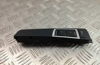 BMW 5 Series F10/F11 (2009-2017) Vypínače 9202944 33489008