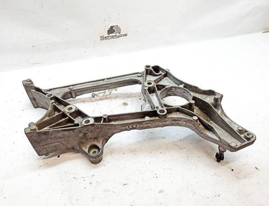 MERCEDES-BENZ C-Class W204/S204/C204 (2004-2015) Кронштейн генератора A651201,GD01549,A6512011909,AC46000 32936861