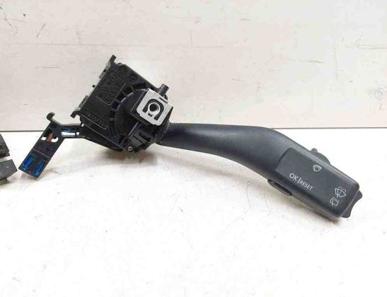 VOLKSWAGEN Touran 1 generation (2003-2015) Stieračový prepínač 1K0953513,1K0953519A,01103500 32730184