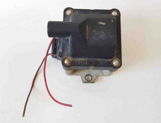 VOLKSWAGEN Vento 1 generation (1992-1998) Vysokonapäťová zapalovacia cievka 0040100025 31358697