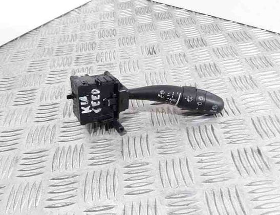 KIA Cee'd 1 generation (2007-2012) Ovládanie stieračov 934201H300 20675614