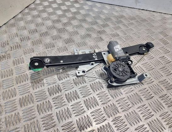 VOLVO S60 1 generation (2000-2009) Zdvíhač pravého zadného dverového okna 119971 32950685