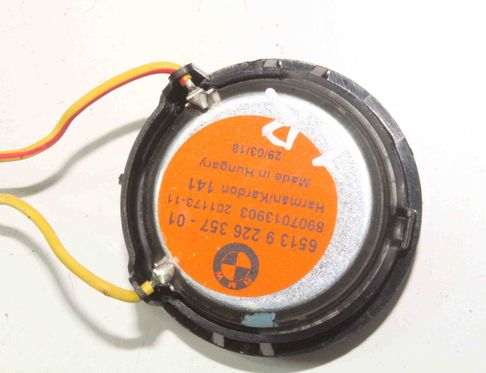 BMW X2 F39 (2017-2023) Задняя правая колонка в двери 9226357 31684879