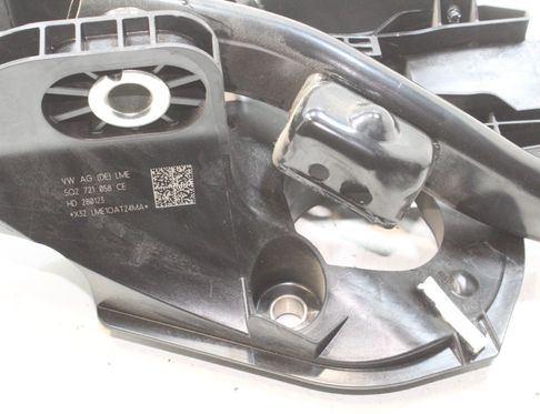 VOLKSWAGEN T-Roc 1 generation (2017-2024) Brzdový pedál 5Q2721058CE,5QA919298K 32828253