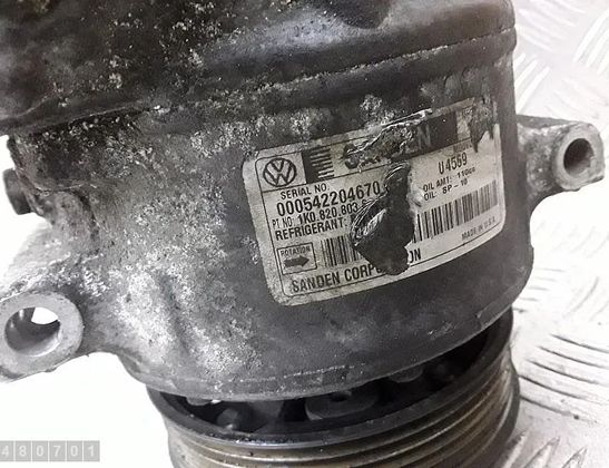 VOLKSWAGEN Jetta 5 generation (2005-2011) Klimatizačné čerpadlo 1k0820803 28610657