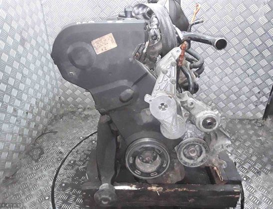 AUDI A4 B5/8D (1994-2001) Bare Engine Adr 28637693