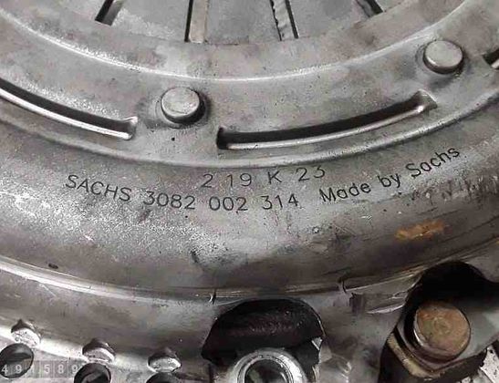 VOLVO C5 2 generation (2008-2017) Spojkový tlakový tanier 3082002314 30628834