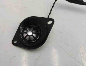 BMW 4 Series F32/F33/F36 (2013-2020) Reproduktor zvuku na palubnej doske 9226358 31529687