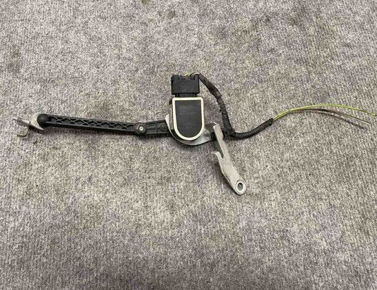 VOLVO XC40 1 generation (2017-2024) Front Left Level Sensor 32221477,20190624,8888807367 32188715