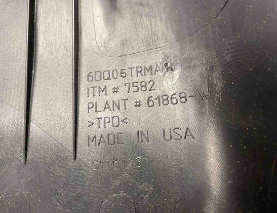 DODGE Ram 4 generation (2008-2023) Ľavý stĺpik B obloženie 6DQ05TRMAH,7582,61868-W 32193785