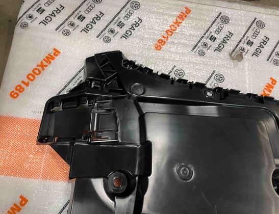 BMW 5 Series G30/G31 (2016-2023) Правый угол заднего бампера 21754011,8066722 26958746