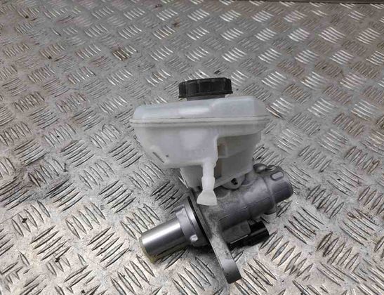 AUDI Q5 FY (2016-2024) Brzdový valec 8R0611021C,8K0611301A 15309460