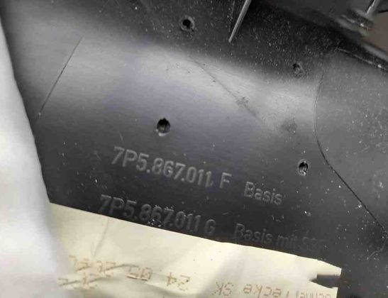 PORSCHE Cayenne 958 (2010-2018) Ľavý predný dverový panel 7P5867011,7P5867011F 15314132