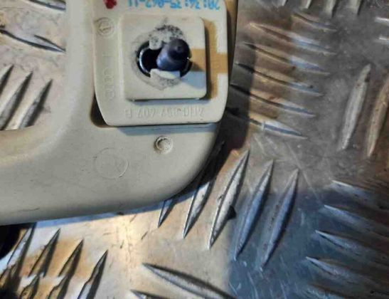 AUDI A8 D4/4H (2010-2018) Ручка крыши задняя левая 4H0857607B 15328952