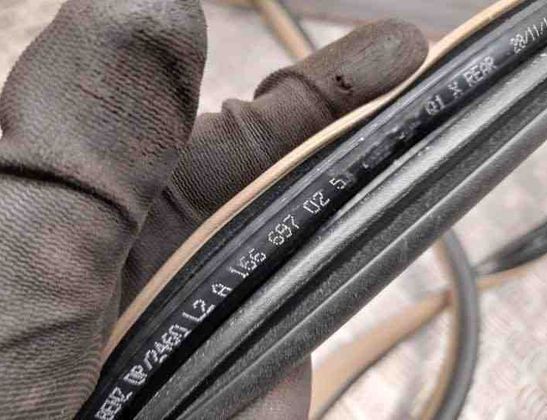 MERCEDES-BENZ GL-Class X166 (2012-2015) Tesniaca guma zadných dverí (na karosérii) A1666970251 19421668