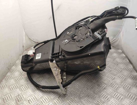 BMW 3 Series F30/F31 (2011-2020) AdBlue nádrž 7294283,7433648 14441238