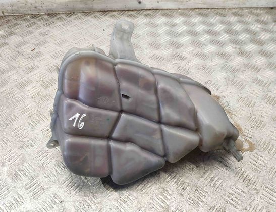 AUDI A8 D4/4H (2010-2018) Expanzná nádrž 4H0121403G 16893181