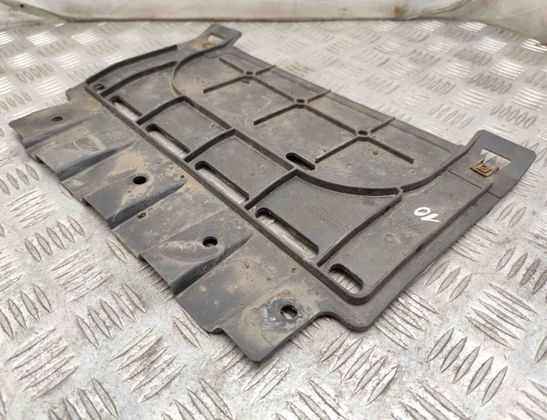 BMW 3 Series E90/E91/E92/E93 (2004-2013) Zadná stredná spodná ochrana 8044375,51128044375 17683418