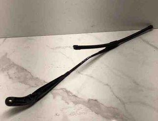 AUDI A4 B9/8W (2015-2024) Стеклоочистители спереди 8K1955407 32208661