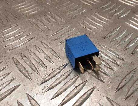 NISSAN Qashqai 1 generation (2007-2014) Relé 252309F920 28401817