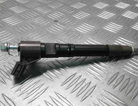 TOYOTA Land Cruiser 70 Series (1984-2024) Palivový vstrekovač 2367011070 28410458