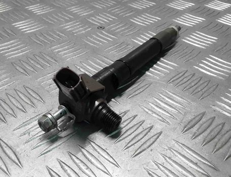 TOYOTA Land Cruiser 70 Series (1984-2024) Palivový vstrekovač 2367011070 28410458