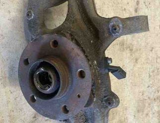 AUDI A5 8T (2007-2016) Front Left Wheel Hub 4G0407241C 31411020