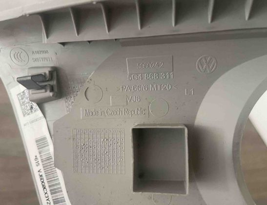 VOLKSWAGEN Golf 7 generation (2012-2024) Interiérový kit lišt 5g4868311,5g4868312 14877634