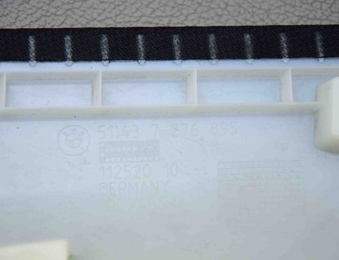 BMW 4 Series F32/F33/F36 (2013-2020) Ľavý zadný stĺpik ozdobného lemu 7276895 22609856