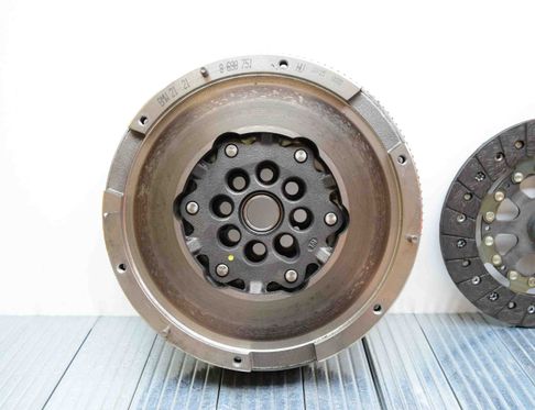 BMW 1 Series F40 (2019-2024) Комплект сцепления 8698751,8671939,8671968 25936877