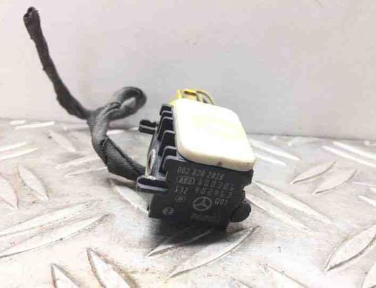 MERCEDES-BENZ GL-Class X164 (2006-2012) Pravý zadný senzor nárazu A0038202926,0038202926 21446903