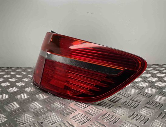 BMW X6 E71/E72 (2008-2012) Pravé zadné svetlo 7179984 28001759