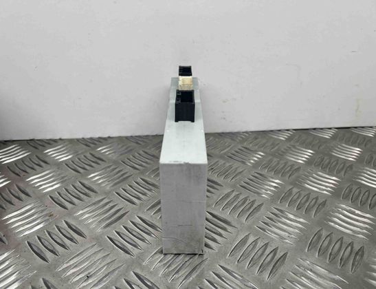 BMW 3 Series F30/F31 (2011-2020) Ovládacia jednotka krytu batožinového priestoru 7412610,61357412610 28192858