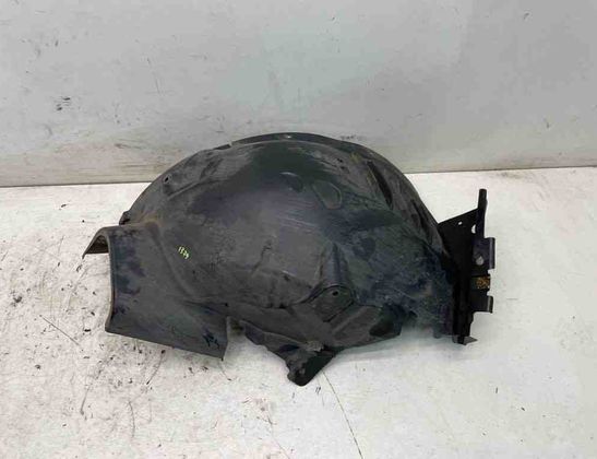 MERCEDES-BENZ C-Class W204/S204/C204 (2004-2015) Передний правый подкрылок A2046906030 30995322