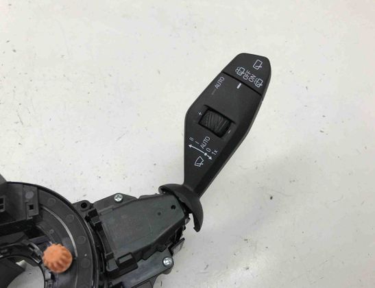 BMW 2 Series Active Tourer U06 (2021-2023) Stieračový prepínač 5A31C10 30190574