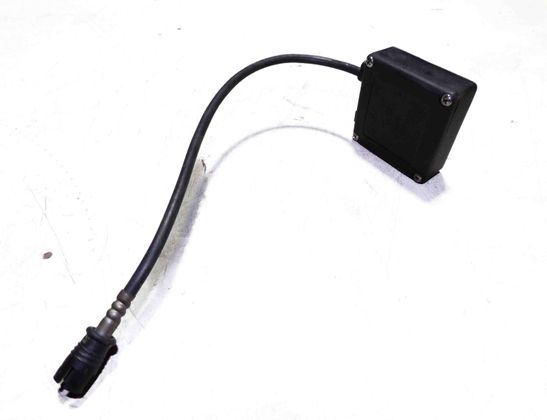 VOLKSWAGEN Transporter T4 (1990-2003) Bootlid Antenna Amplifier 701035577B 17766105