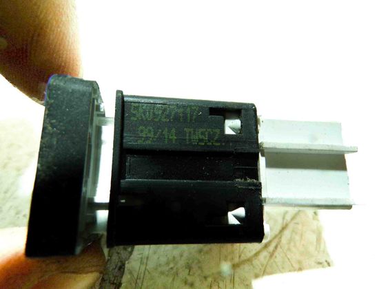 VOLKSWAGEN Caddy 3 generation (2004-2015) ESP prepínač 5K0927117 23019242